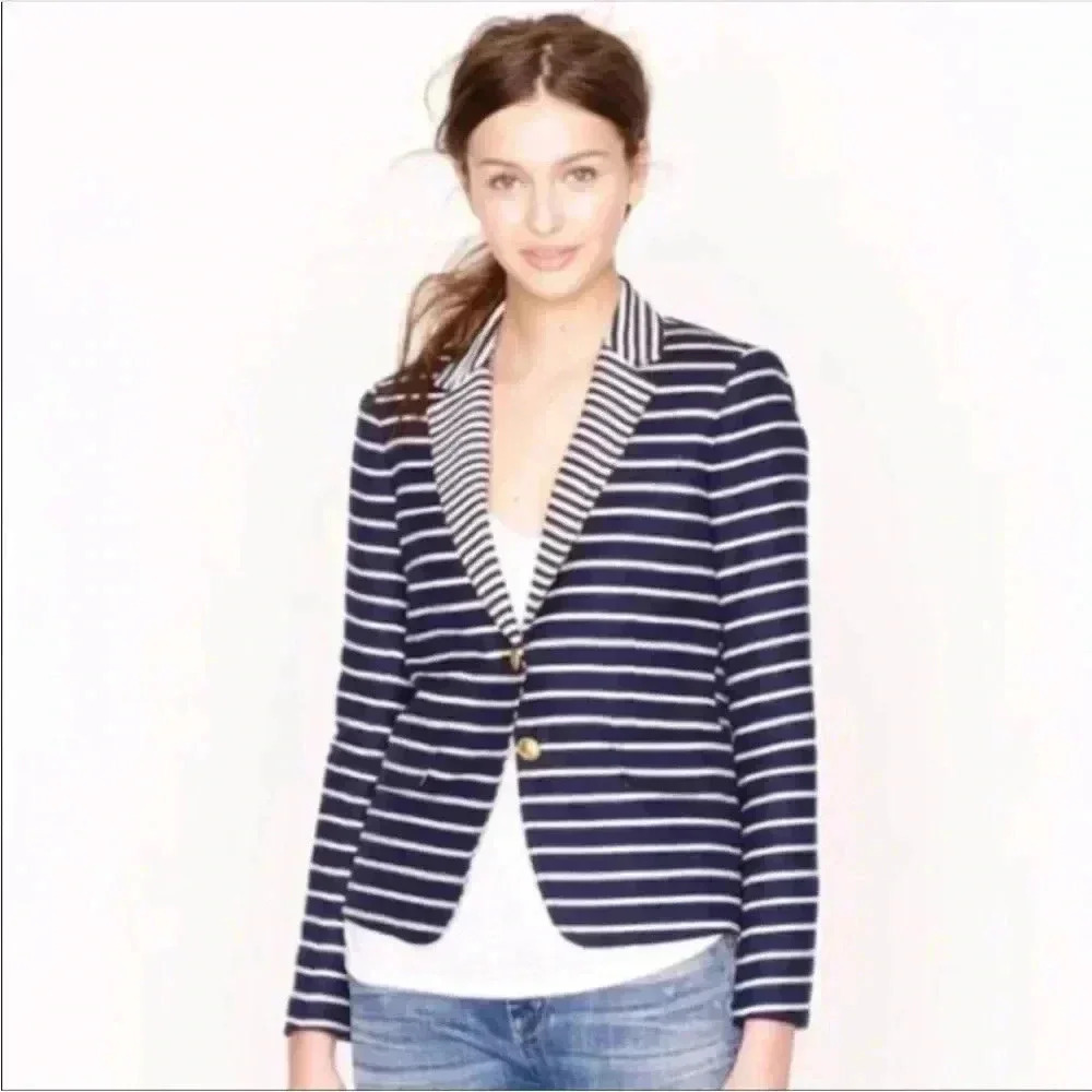 J.Crew Women’s Striped Schoolboy Blazer. Blue & white striped. Size 8.